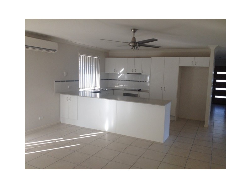 22 Brighton Street, Raceview QLD 4305