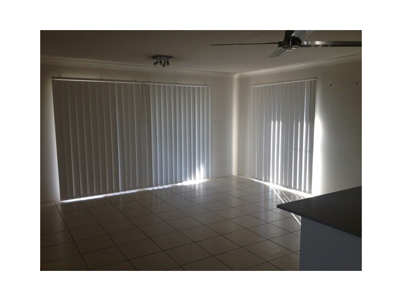 22 Brighton Street, Raceview QLD 4305