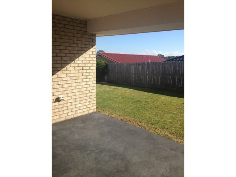22 Brighton Street, Raceview QLD 4305
