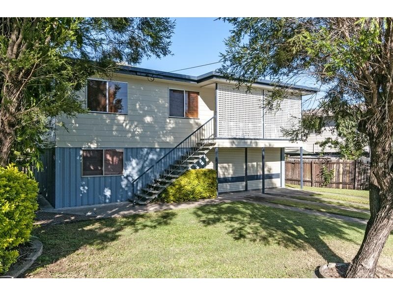 12 Jarrah Street, Raceview QLD 4305