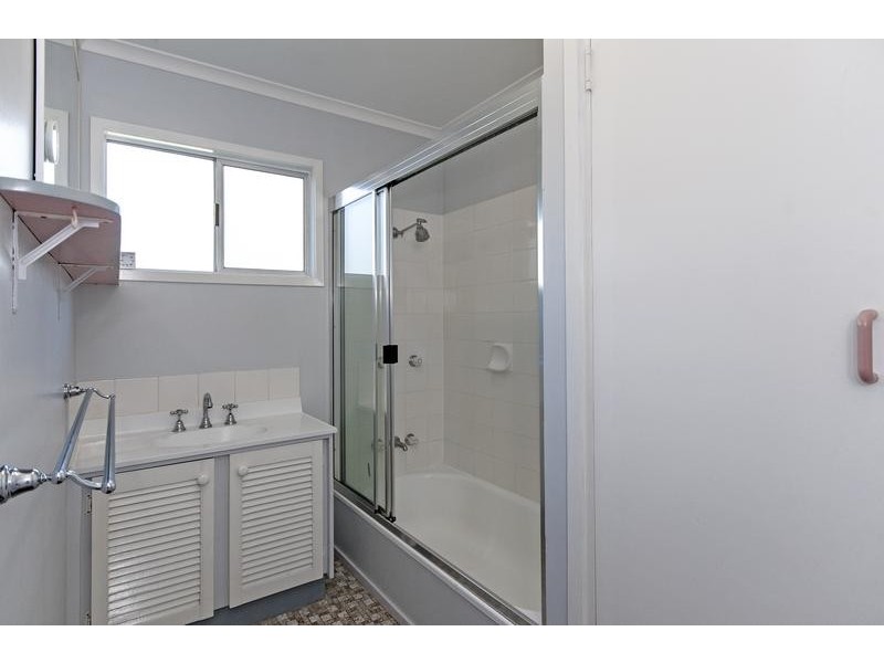 12 Jarrah Street, Raceview QLD 4305