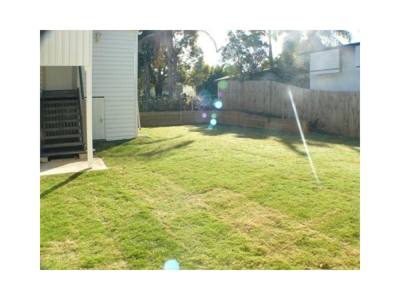 35 Smith Street, North Ipswich QLD 4305