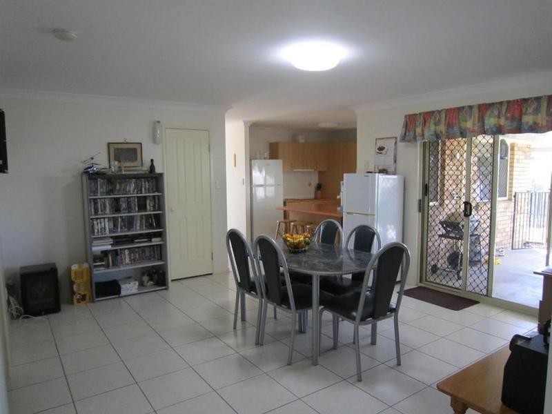 55 Discovery Street, Flinders View QLD 4305