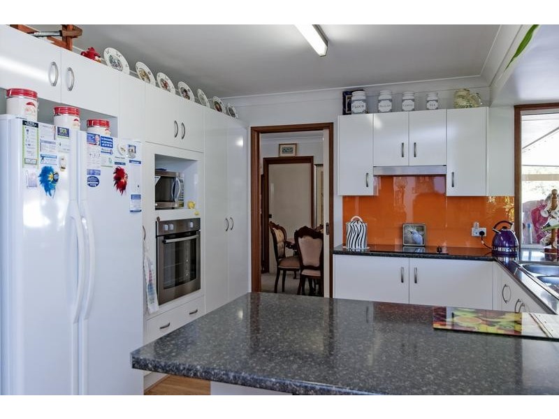 54 Ash Street, Yamanto QLD 4305