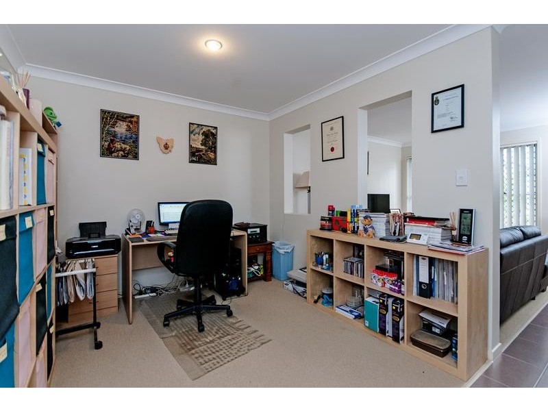 9 Bosswood Court, Yamanto QLD 4305