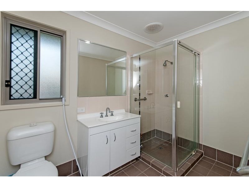 9 Bosswood Court, Yamanto QLD 4305