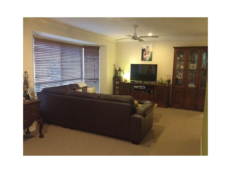 6 Le Prix Court, Yamanto QLD 4305