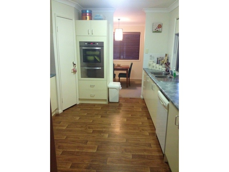 6 Le Prix Court, Yamanto QLD 4305