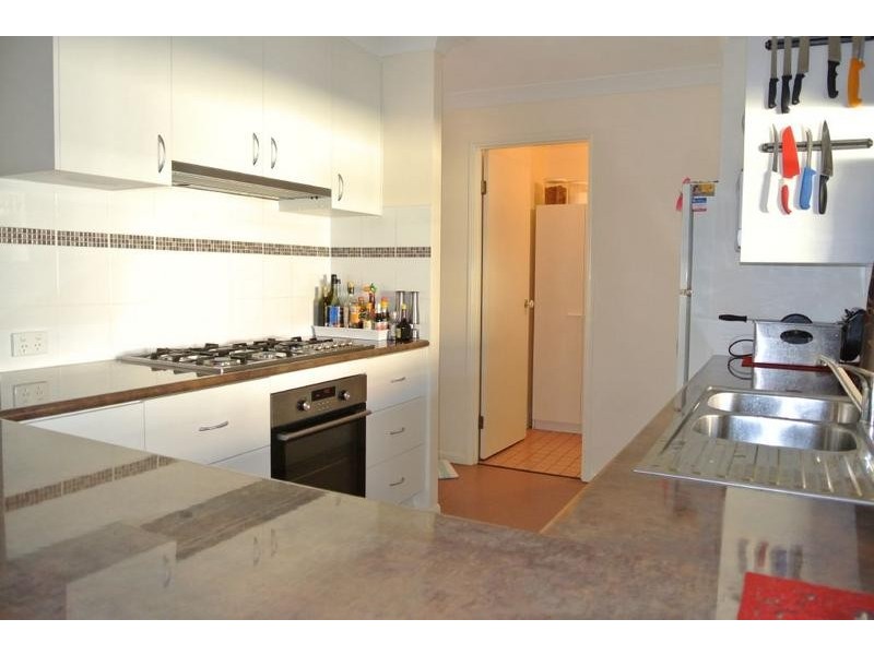 41 Jonquil Circuit, Flinders View QLD 4305