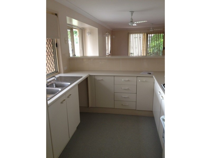 3 Elmhurst Crescent, Flinders View QLD 4305