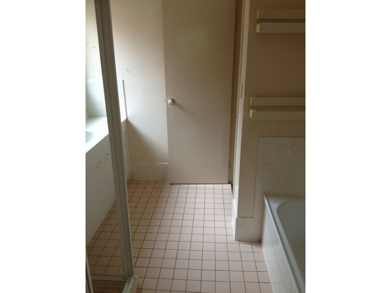 3 Elmhurst Crescent, Flinders View QLD 4305