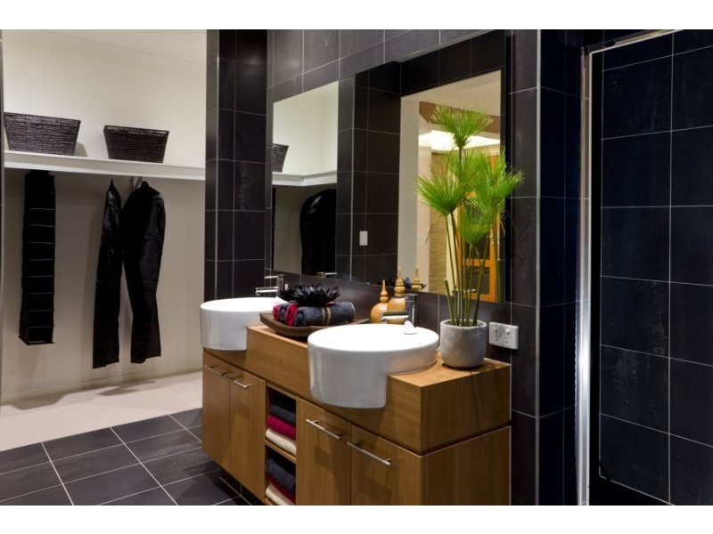 Deebing Heights QLD 4306