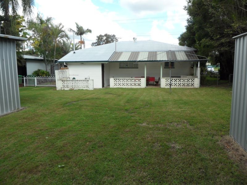 38 Robertson Road, Eastern Heights QLD 4305