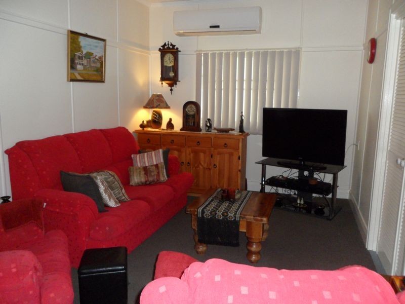 136 Glebe Road, Booval QLD 4304