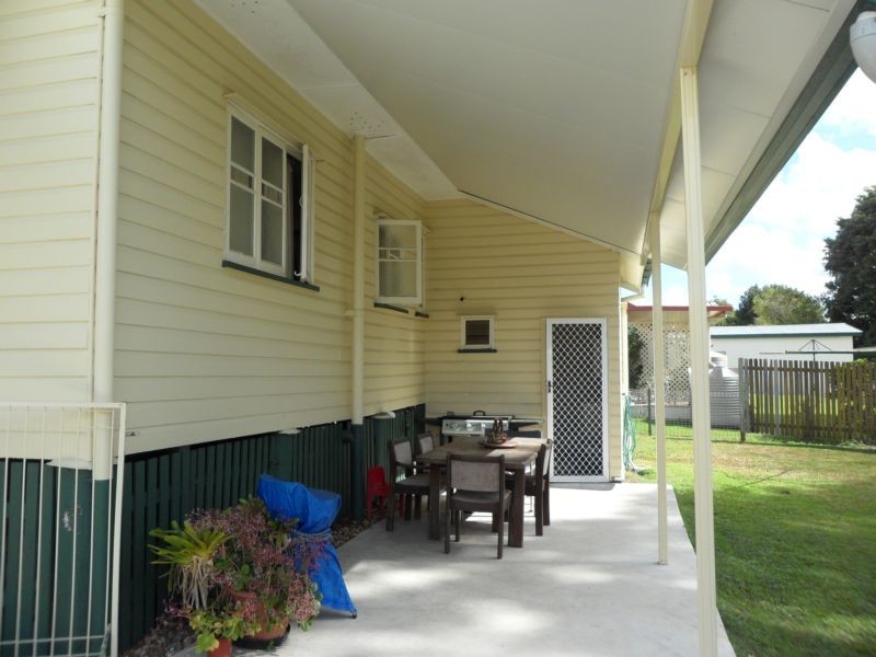 136 Glebe Road, Booval QLD 4304