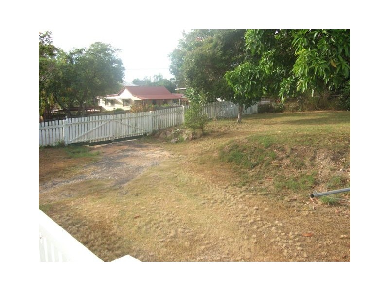 2 Maher Street, North Ipswich QLD 4305