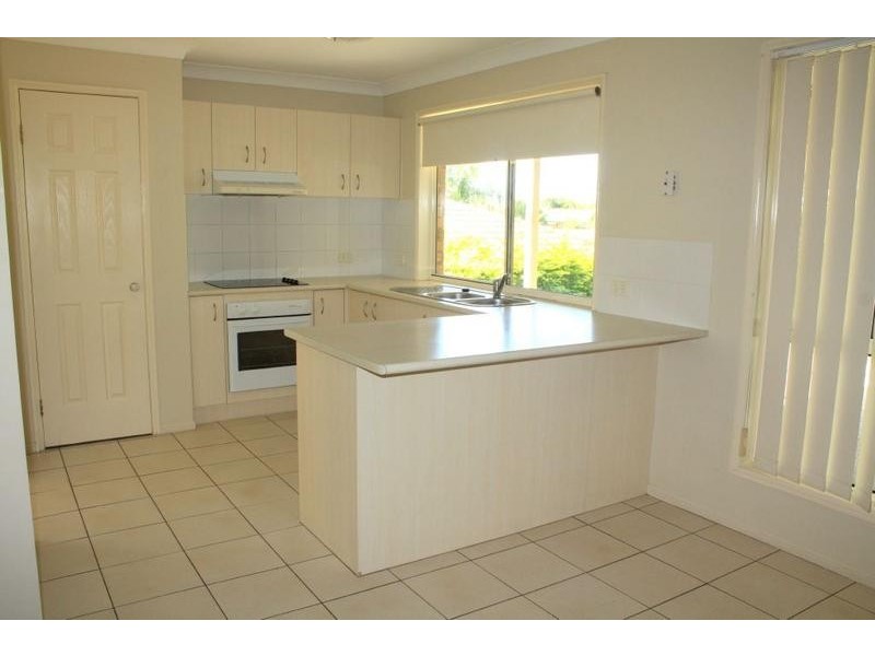 36 Sandalwood Drive, Yamanto QLD 4305