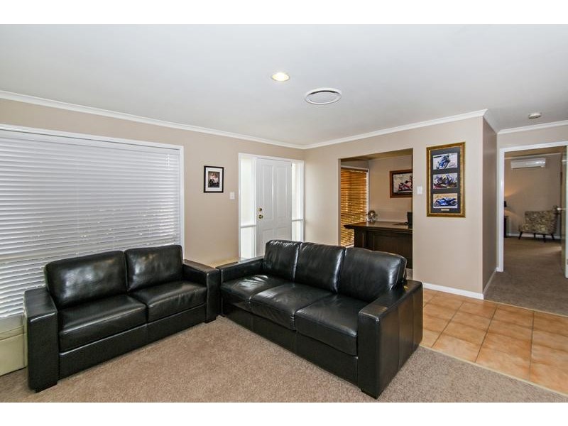 22 Chaille Court, Brassall QLD 4305