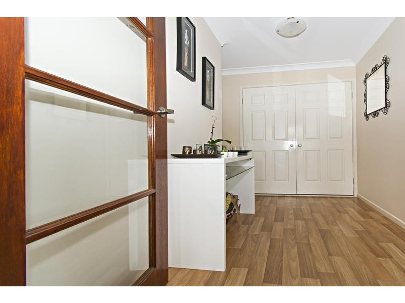 9 Hillier Court, Flinders View QLD 4305