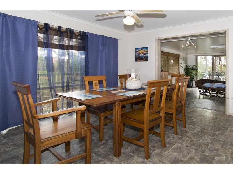 5 Quando Close, Yamanto QLD 4305