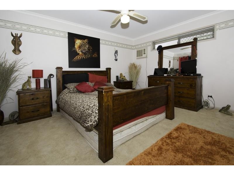 5 Quando Close, Yamanto QLD 4305