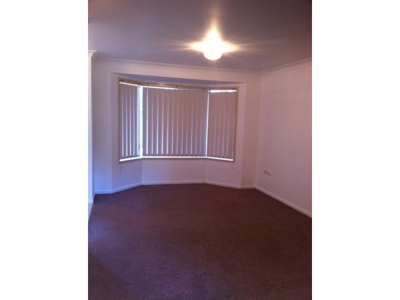 2 Morris Street, Flinders View QLD 4305