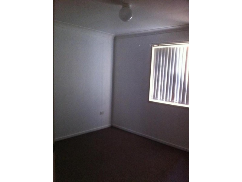 2 Morris Street, Flinders View QLD 4305