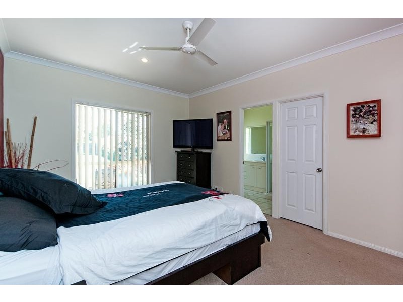 13 Darlington Court, Flinders View QLD 4305