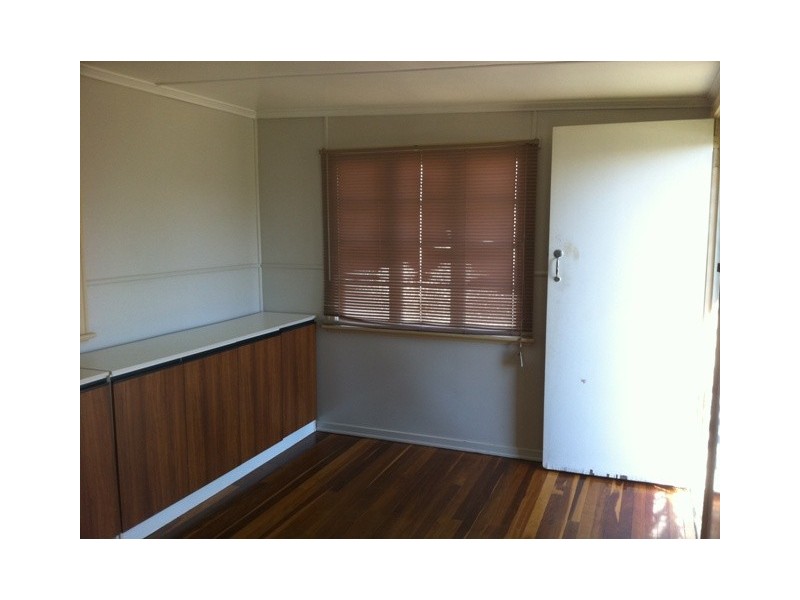 6 Greenham Street, Raceview QLD 4305