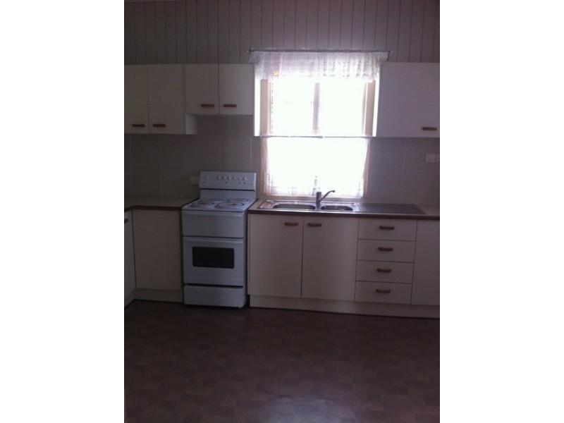 6 Greenham Street, Raceview QLD 4305