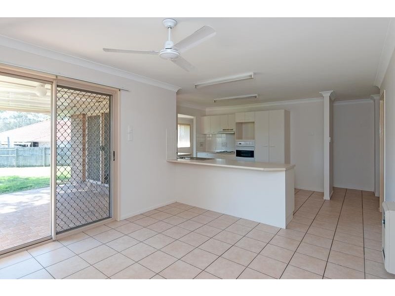 21 Arabian Close, Yamanto QLD 4305