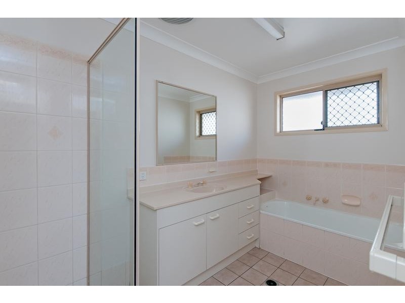 21 Arabian Close, Yamanto QLD 4305