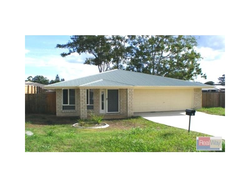 8 Figtree Court, Yamanto QLD 4305