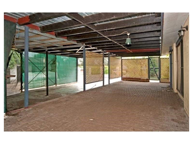 106 Gladstone Road, Coalfalls QLD 4305