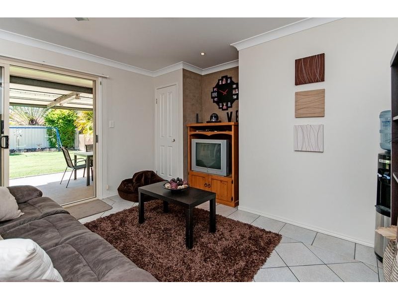 96 Jacana Crescent, Flinders View QLD 4305