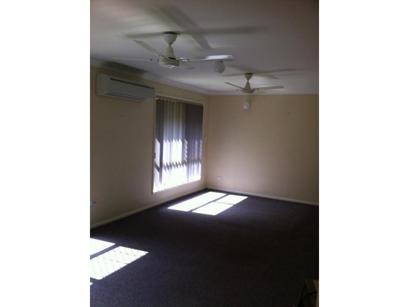 48 Jonquil Circuit, Flinders View QLD 4305