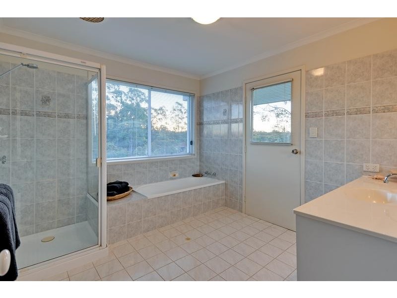 152 Lansdowne Way, Chuwar QLD 4306
