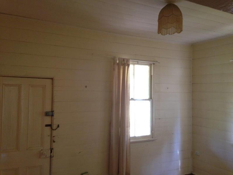 16 Salisbury Road, Ipswich QLD 4305