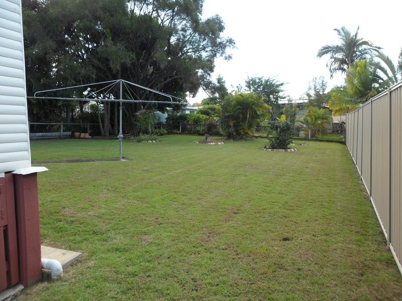 6 Phyllis Street, Eastern Heights QLD 4305