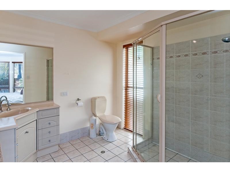 102 Jacana Crescent, Flinders View QLD 4305