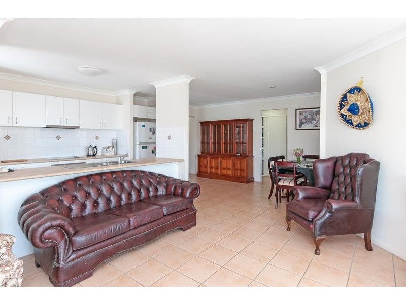 16 Acacia Close, Raceview QLD 4305