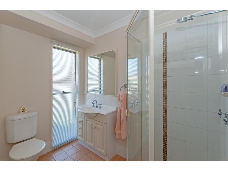 16 Acacia Close, Raceview QLD 4305