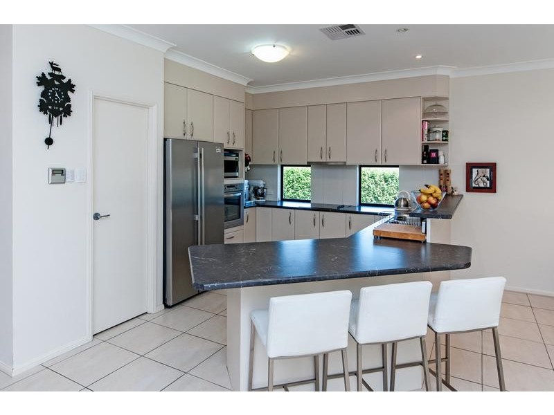 2 Donald Place, Brassall QLD 4305