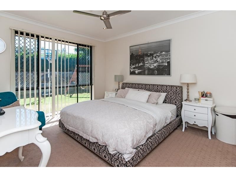 2 Donald Place, Brassall QLD 4305