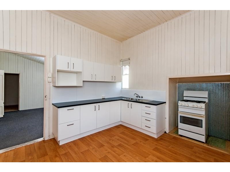 109 Thorn Street, Ipswich QLD 4305