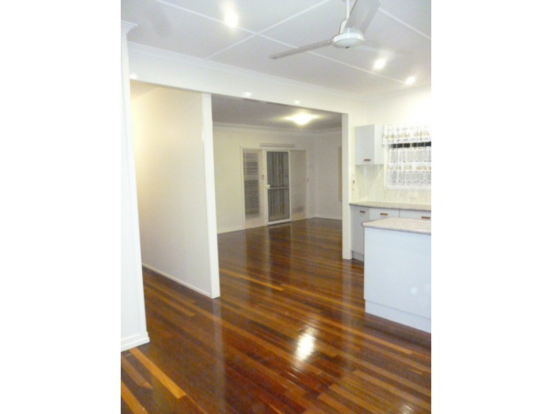 182 Glebe Road, Booval QLD 4304