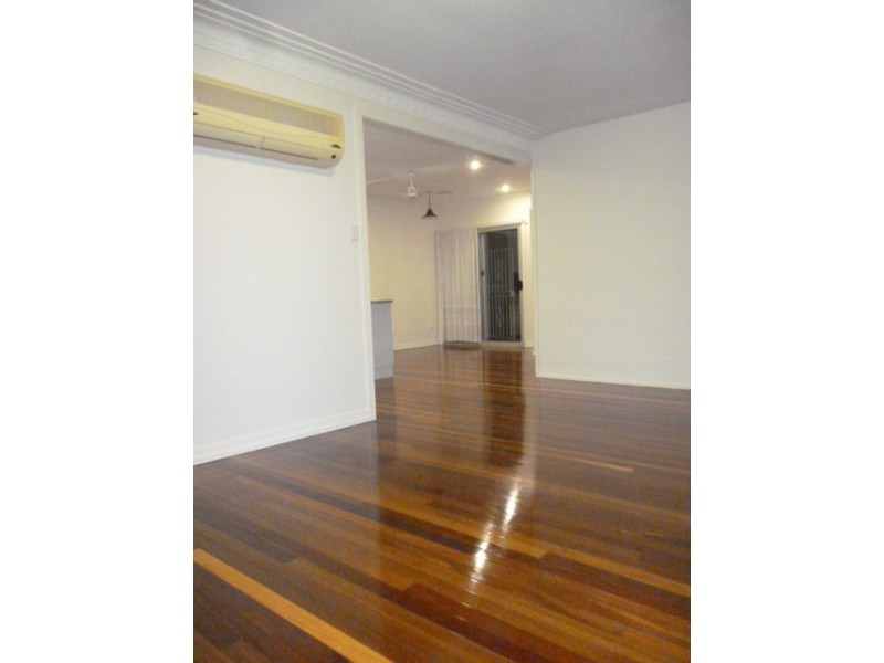 182 Glebe Road, Booval QLD 4304