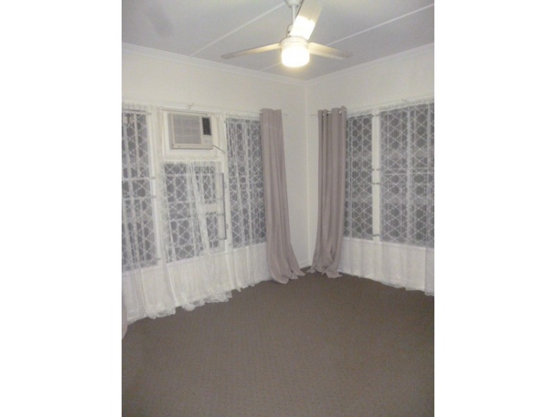 182 Glebe Road, Booval QLD 4304