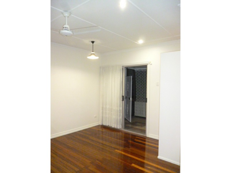 182 Glebe Road, Booval QLD 4304