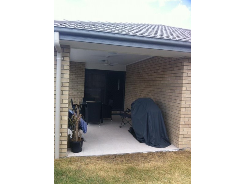 15 Kingsburgh Street, Raceview QLD 4305